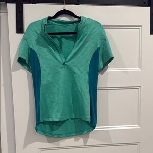 Pearl Izumi Green Short Sleeve Zippered  Jersey
